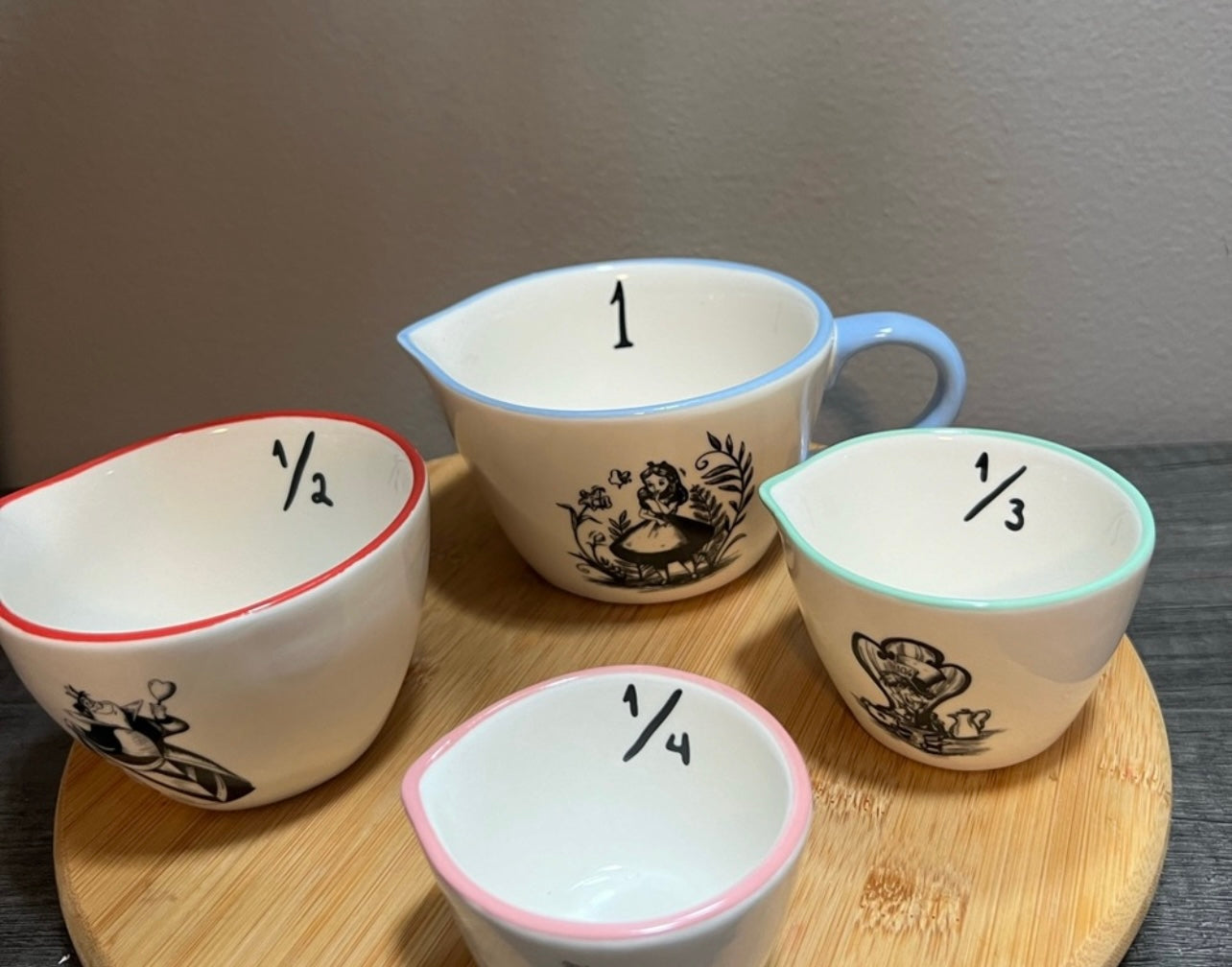 Alice in Wonderland Ceramic Measuring Cups Set – 4 Pieces